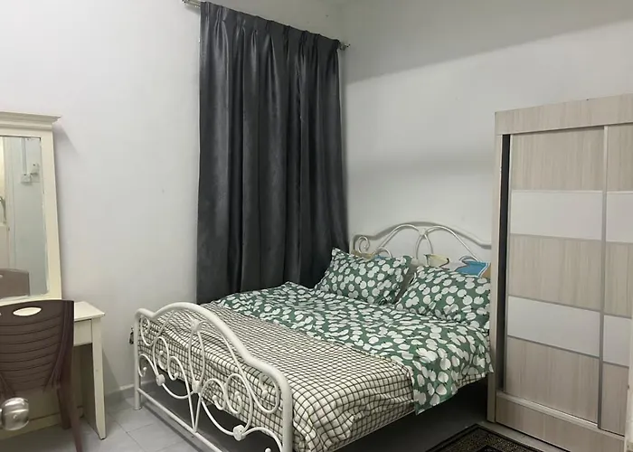 Nilai Bronizam Homestay