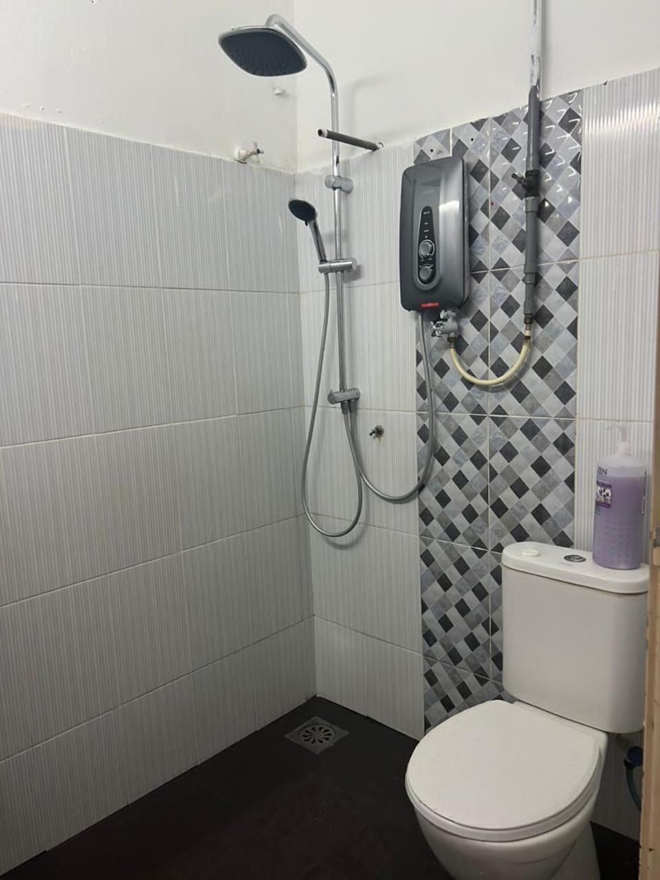 Bronizam Holiday home Nilai